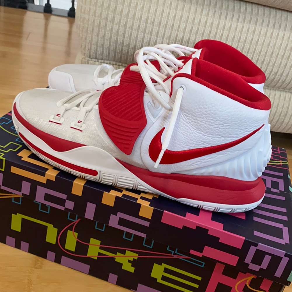 Kyrie 6 White/University Red-White with box